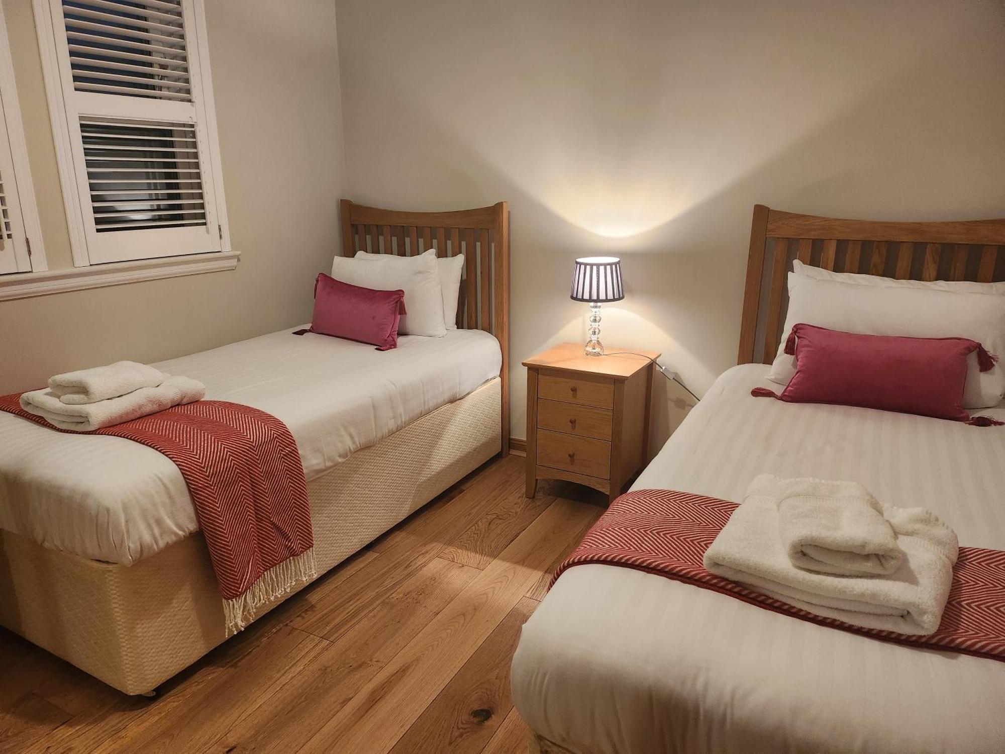 Auchendennan Farm Self Catering Cottages Balloch Eksteriør billede