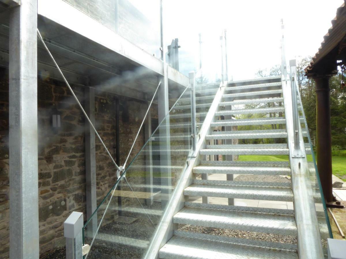 Auchendennan Farm Self Catering Cottages Balloch Eksteriør billede